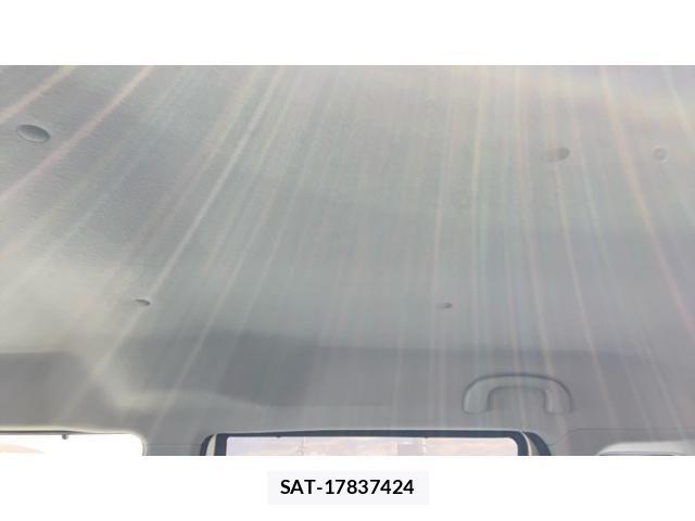 Nissan ROOX 2011-03 7224388-12