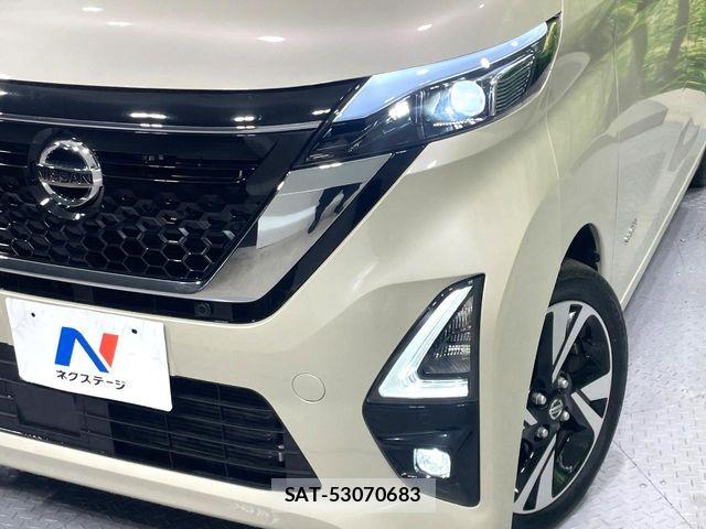 Nissan ROOX 2022-07 7224458-13