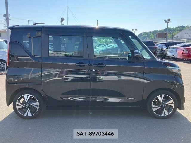 Nissan ROOX 2023-03 7217423-17