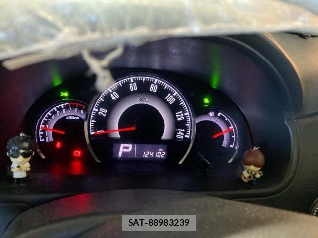 Nissan ROOX 2012-01 7224391-12