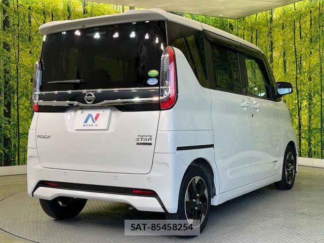 Nissan ROOX 2020-05 7224396-16