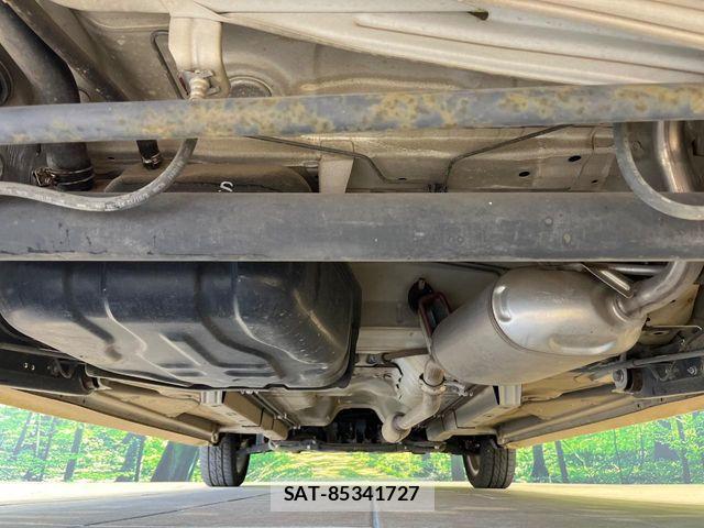 Nissan ROOX 2013-03 7215889-18