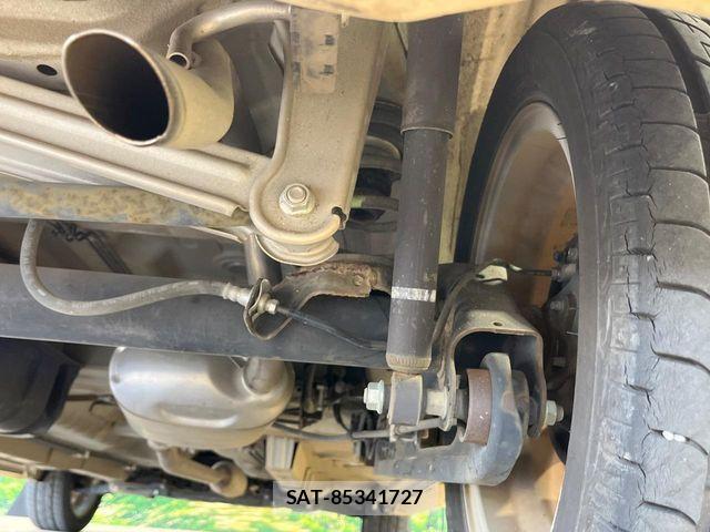 Nissan ROOX 2013-03 7215889-19