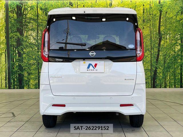 Nissan ROOX 2021-10 7224449-14