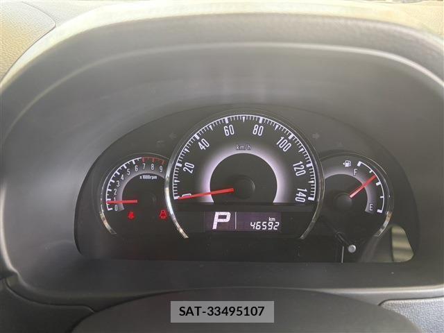 Nissan ROOX 2012-03 7224389-7