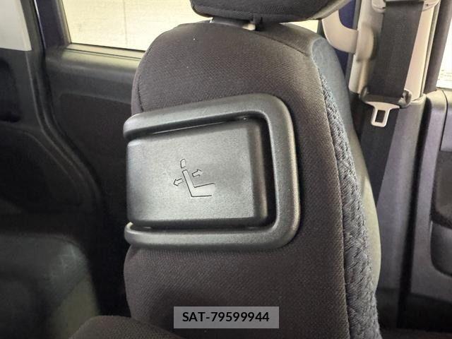 Nissan ROOX 2021-07 7252167-25
