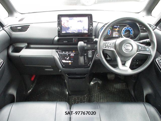 Nissan ROOX 2021-07 7252170-1