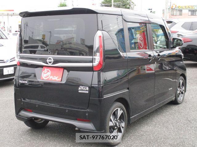 Nissan ROOX 2021-07 7252170-2