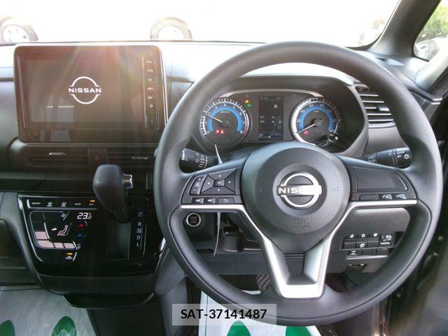 Nissan ROOX 2023-10 7272852-17