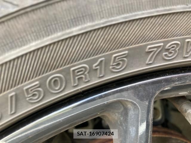 Nissan ROOX 2011-03 7272859-9
