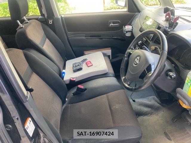 Nissan ROOX 2011-03 7272859-10