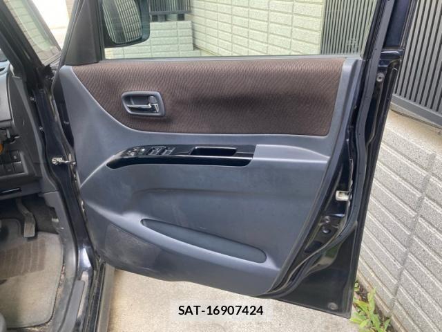 Nissan ROOX 2011-03 7272859-13