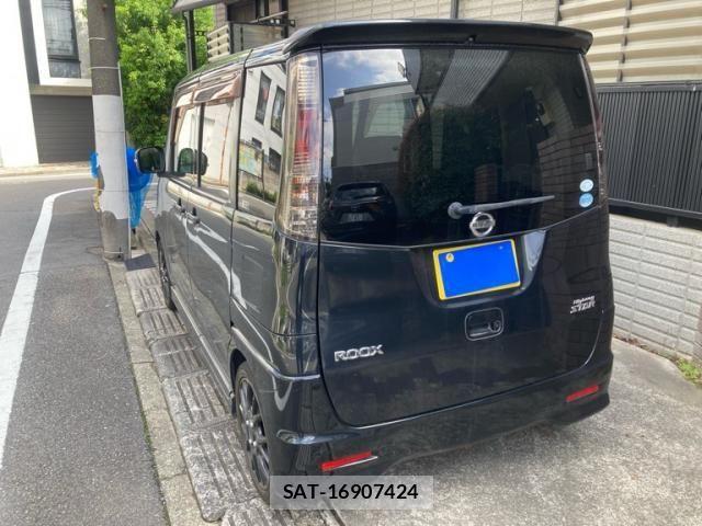 Nissan ROOX 2011-03 7272859-3