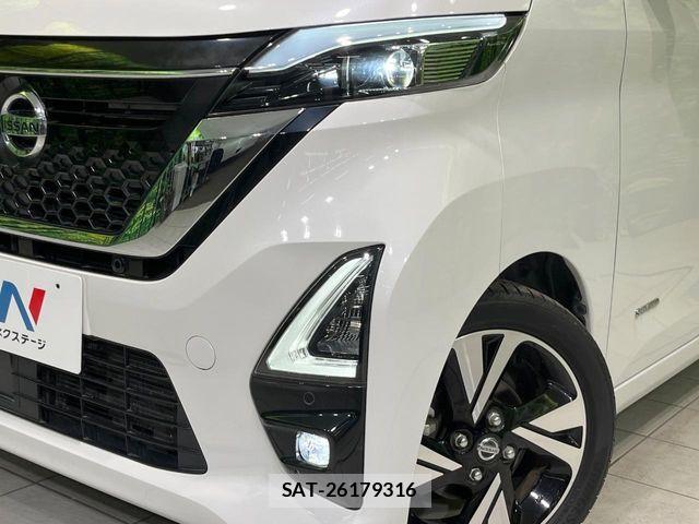 Nissan ROOX 2021-08 7272851-11