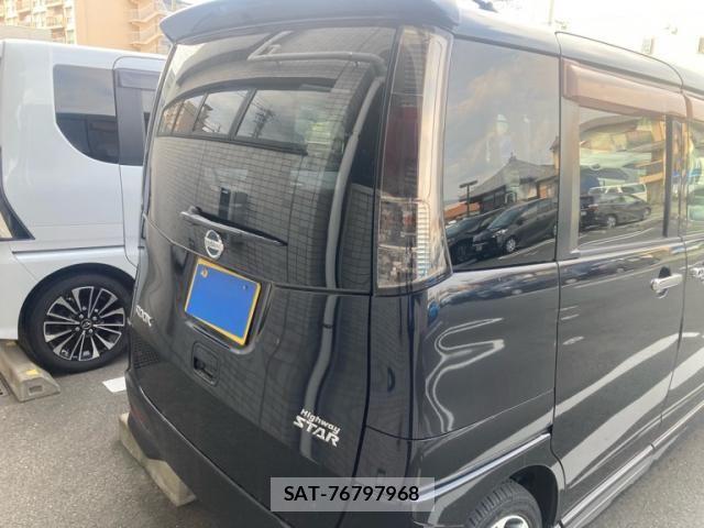 Nissan ROOX 2010-02 7329871-6