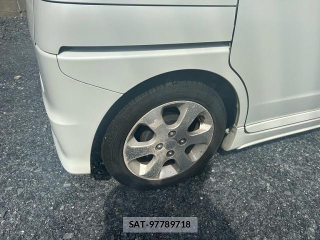 Nissan ROOX 2010-08 7329867-4