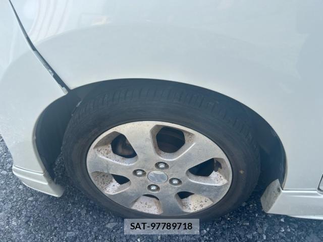 Nissan ROOX 2010-08 7329867-6
