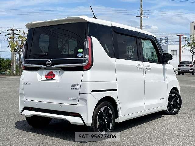 Nissan ROOX 2021-03 7329855-2