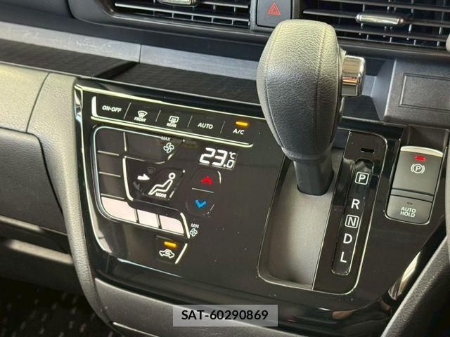 Nissan ROOX 2023-11 7332710-13