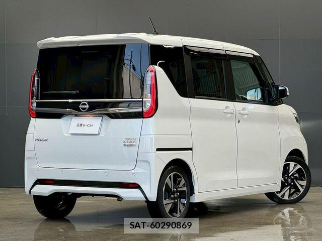 Nissan ROOX 2023-11 7332710-1