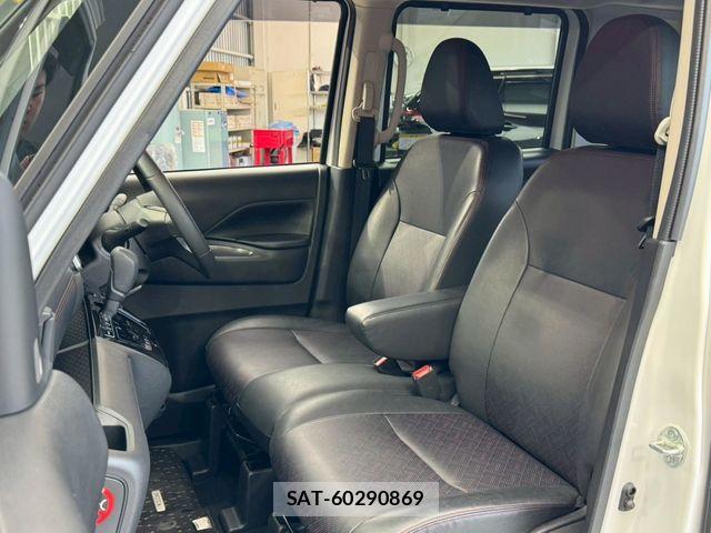 Nissan ROOX 2023-11 7332710-21