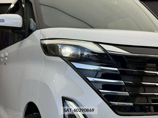 Nissan ROOX 2023-11 7332710-28