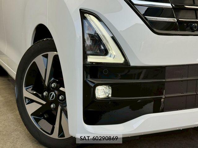 Nissan ROOX 2023-11 7332710-29