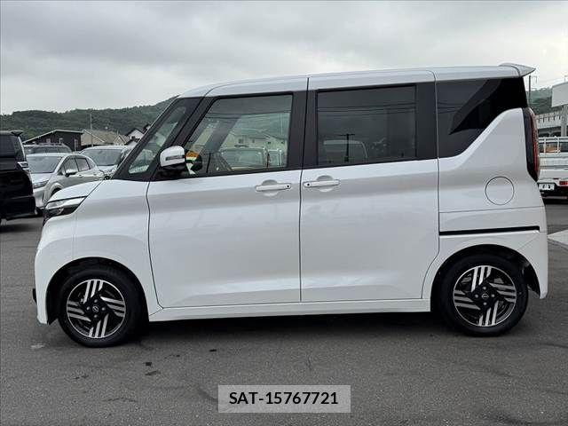 Nissan ROOX 2023-08 7329834-11