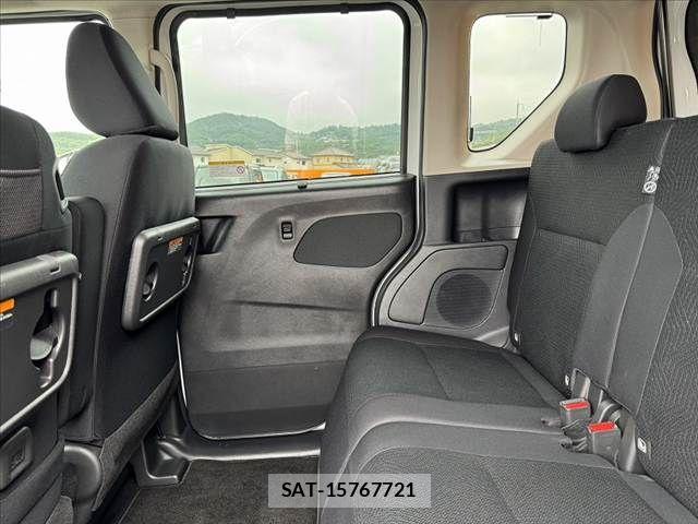 Nissan ROOX 2023-08 7329834-18