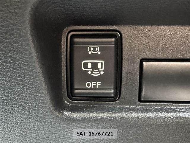 Nissan ROOX 2023-08 7329834-26