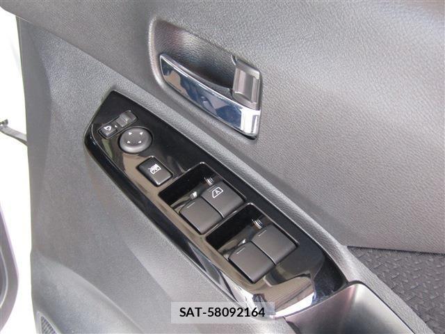 Nissan ROOX 2021-02 7329850-16