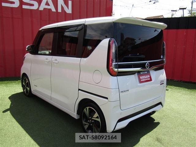 Nissan ROOX 2021-02 7329850-1