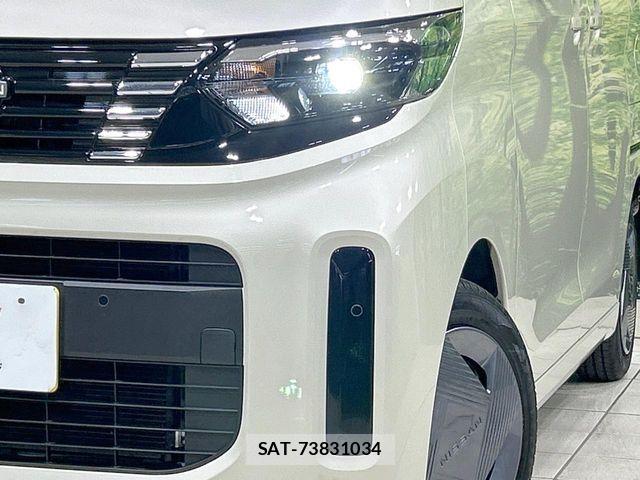 Nissan ROOX 2023-10 7329829-11