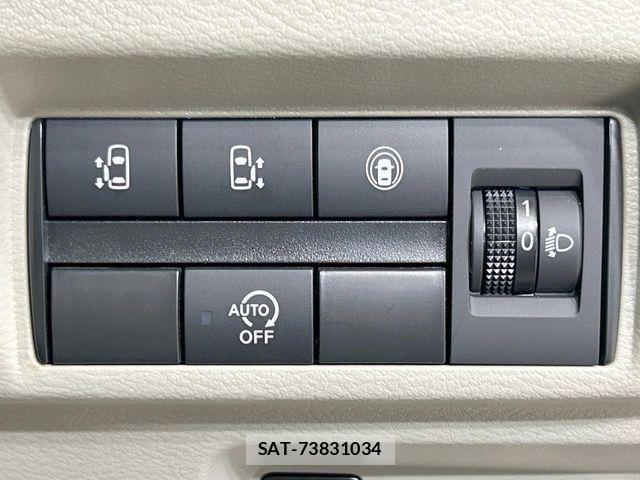 Nissan ROOX 2023-10 7329829-4