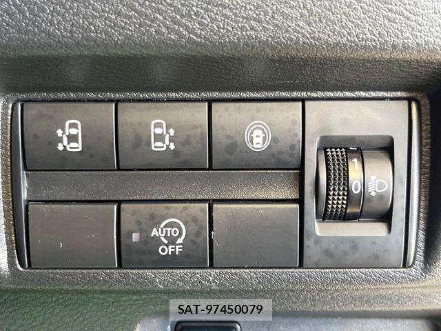 Nissan ROOX 2022-06 7329833-4