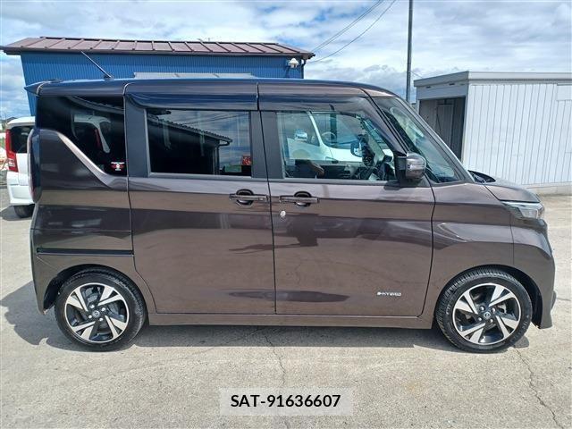 Nissan ROOX 2023-05 7329862-4