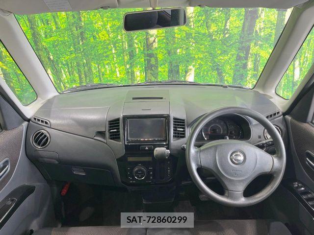 Nissan ROOX 2010-11 7329869-1