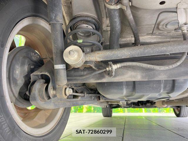 Nissan ROOX 2010-11 7329869-19