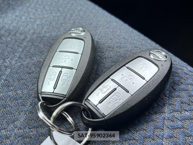 Nissan ROOX 2021-05 7329848-25