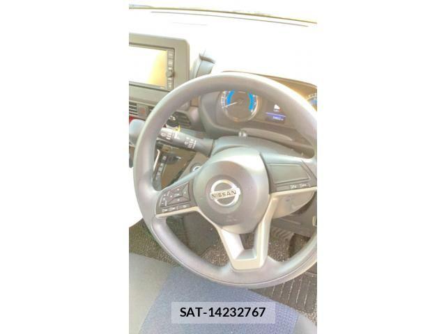 Nissan ROOX 2021-04 7329864-5