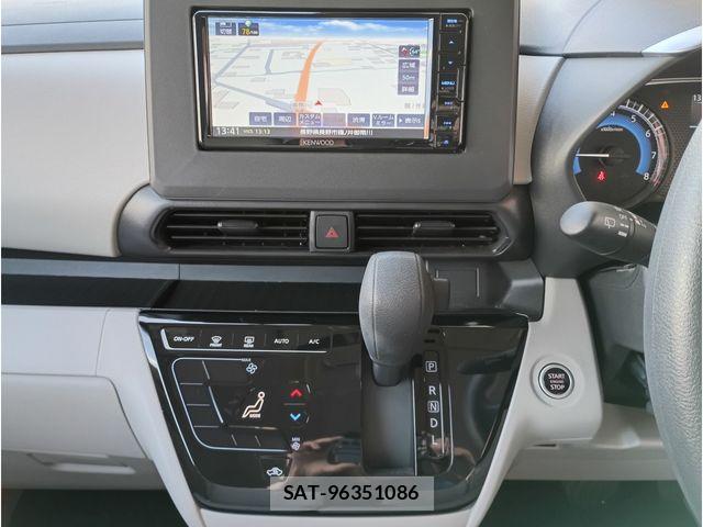 Nissan ROOX 2023-08 7329868-9