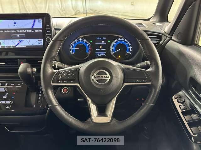 Nissan ROOX 2021-05 7359677-9