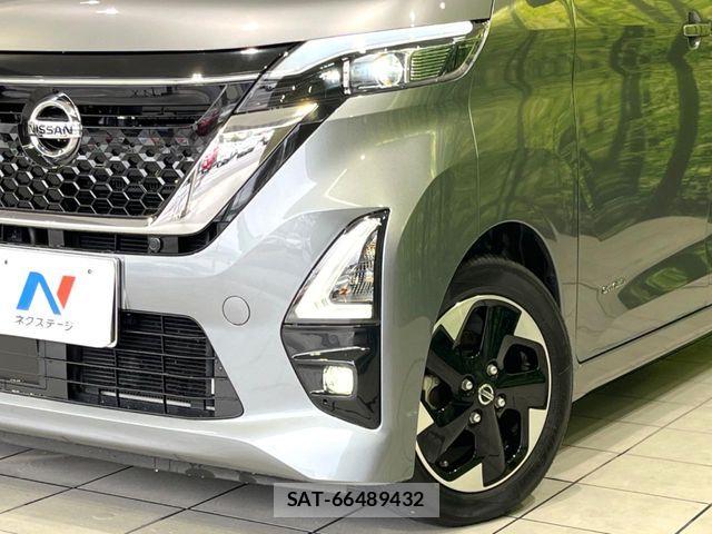 Nissan ROOX 2022-02 7359663-9