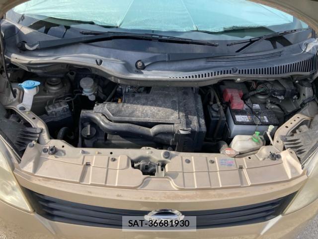 Nissan ROOX 2011-09 7359673-17