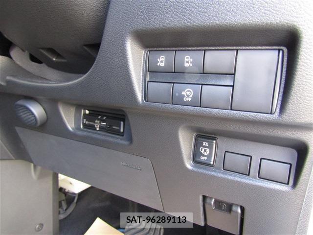 Nissan ROOX 2023-04 7359653-17