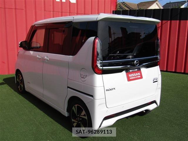 Nissan ROOX 2023-04 7359653-1