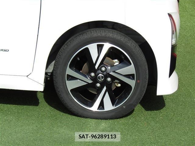 Nissan ROOX 2023-04 7359653-8