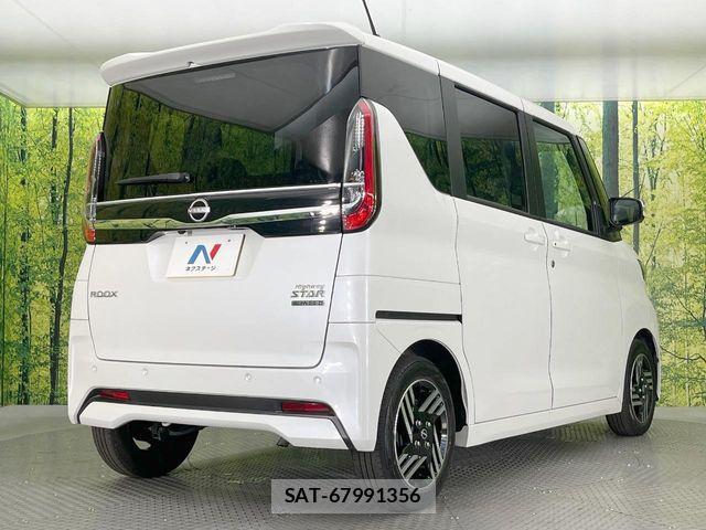 Nissan ROOX 2023-12 7359652-16