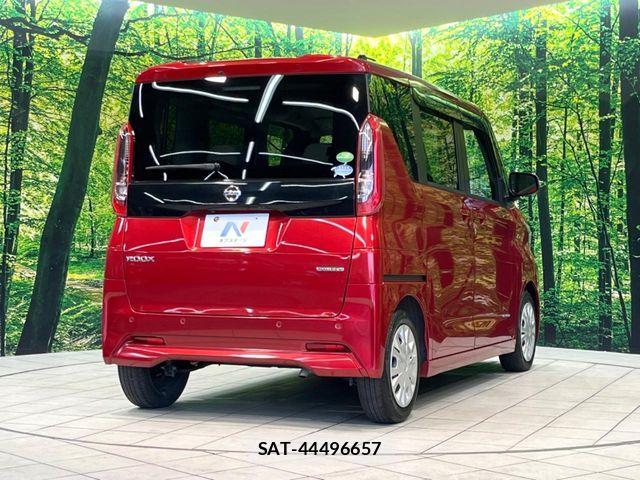 Nissan ROOX 2021-04 7359669-16
