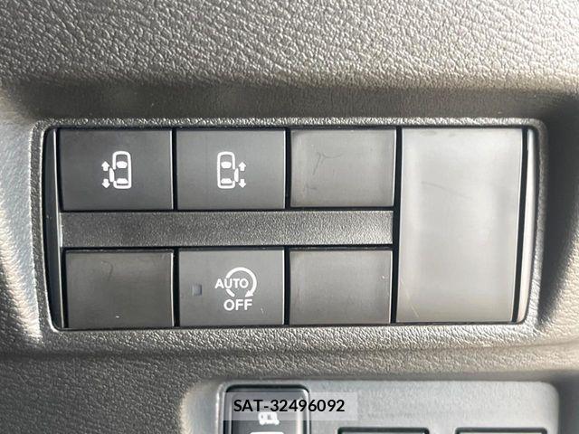 Nissan ROOX 2022-08 7359657-3